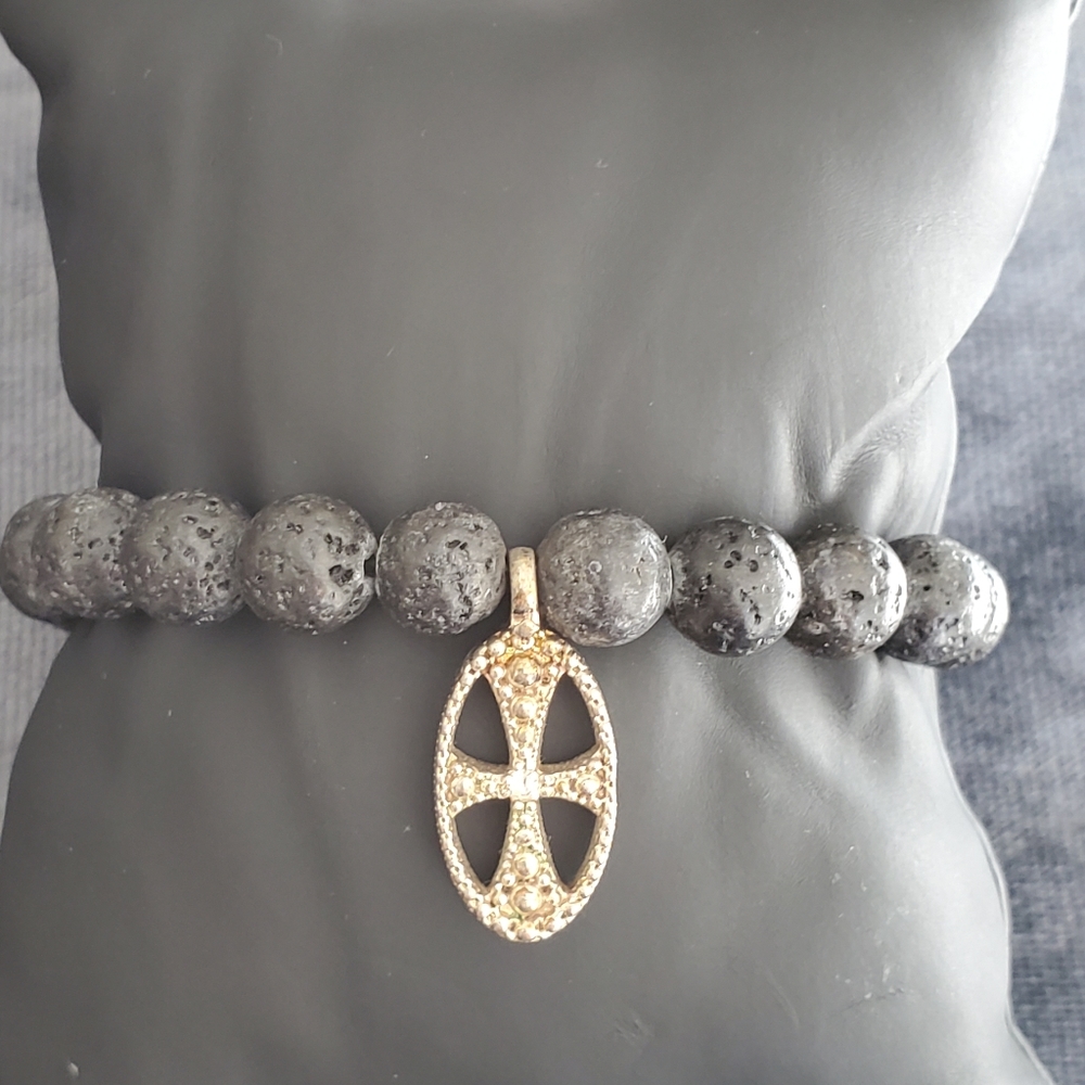 Mizuki Volcanic Rock Bracelet